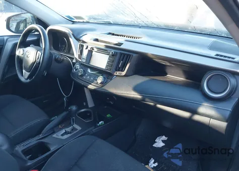 2018 Toyota Rav4 Xle from USA, damaged, VIN 2T3RFREV4JW846515